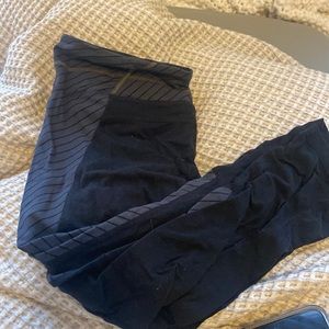 Athleta cropped leggings